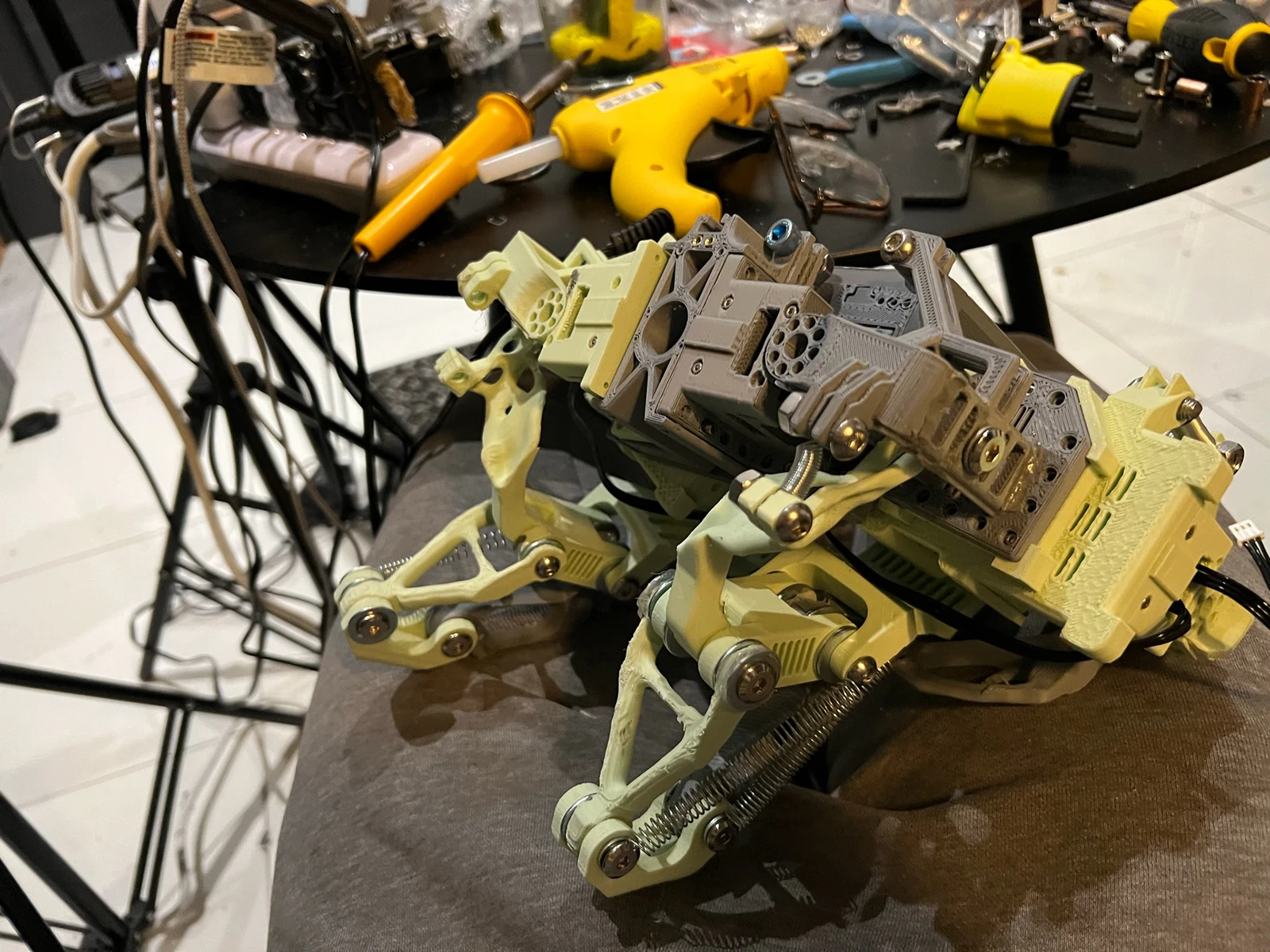 FB-V12 Walking Robot — project image 11