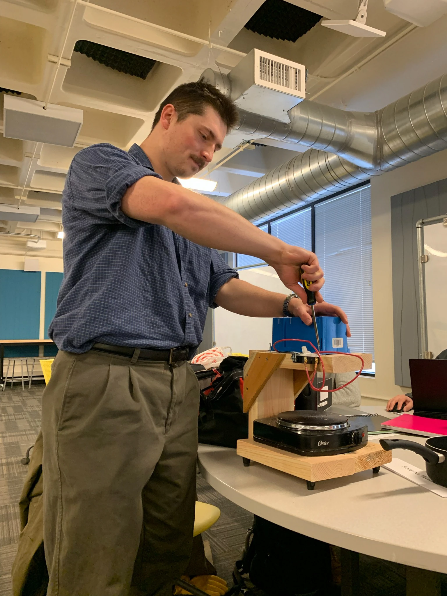 Automated Cooker Kitchen Appliance — project image 12